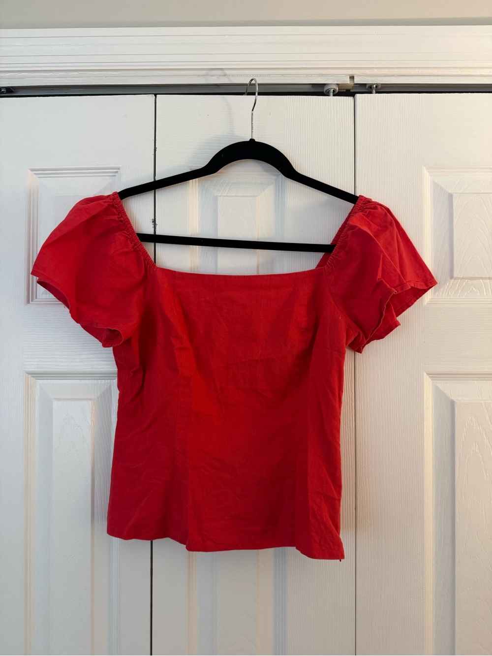 Gianni Bini Red Square-Neck Puff Sleeve Top